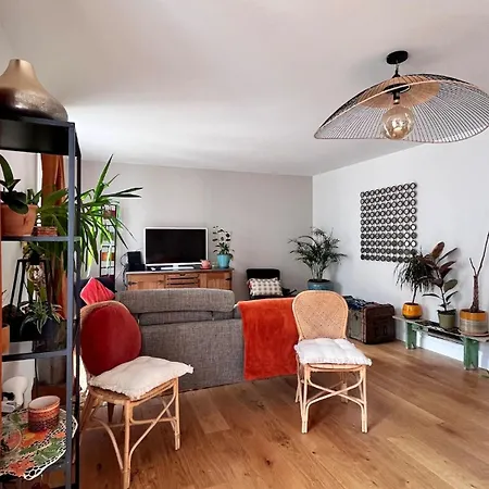 Grand Duplex Dernier Etage Calme Et Familial Paris