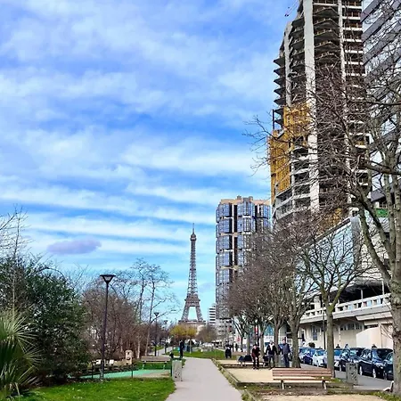 Apartment Grand Duplex Dernier Etage Calme Et Familial Paris