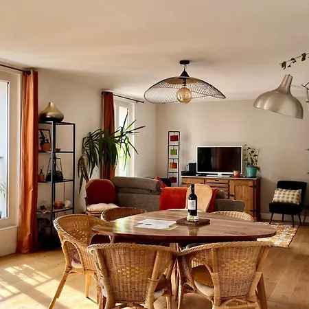 Grand Duplex Dernier Etage Calme Et Familial Paris